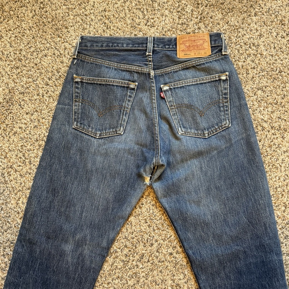 Vintage Levi's 501xx Made in USA Women's Distressing Size 29x36 Fit 27x28 Blue - Picture 5 of 12